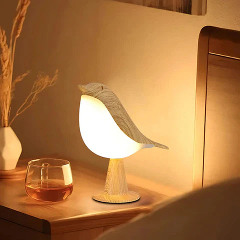 LumiNest – Aromatherapie-Vogellampe mit einstellbarem Licht