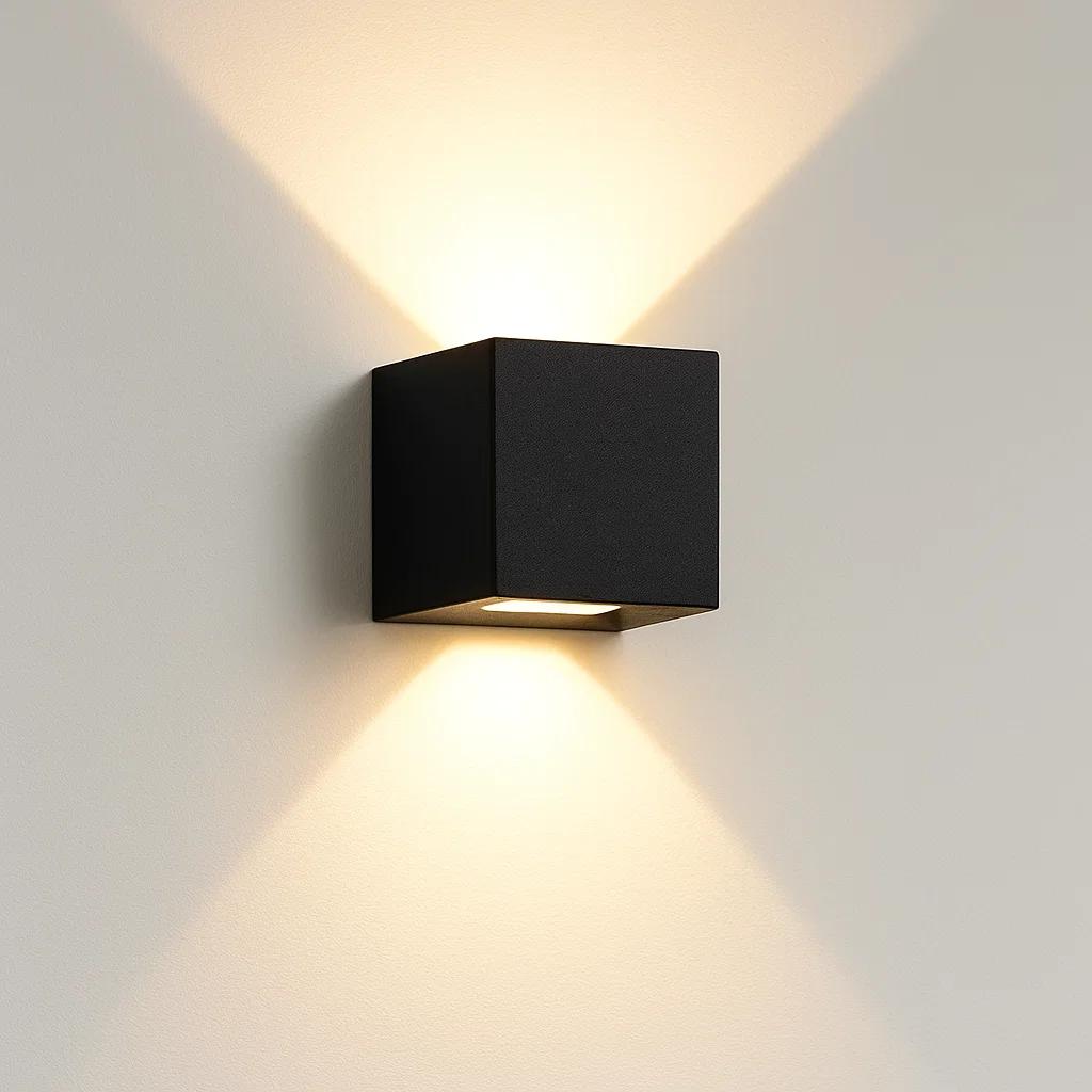 Julia - Solar-LED-Wandleuchte